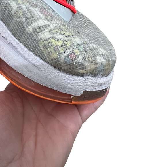 Nike LeBron 19 Fast Food Basketball men's sneakers size 8 - Picture 6 of 14